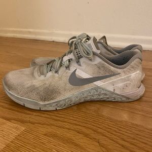 Nike Metcons- read the description selling as is